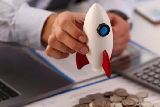 Startup-Funding-Building-Credit-History